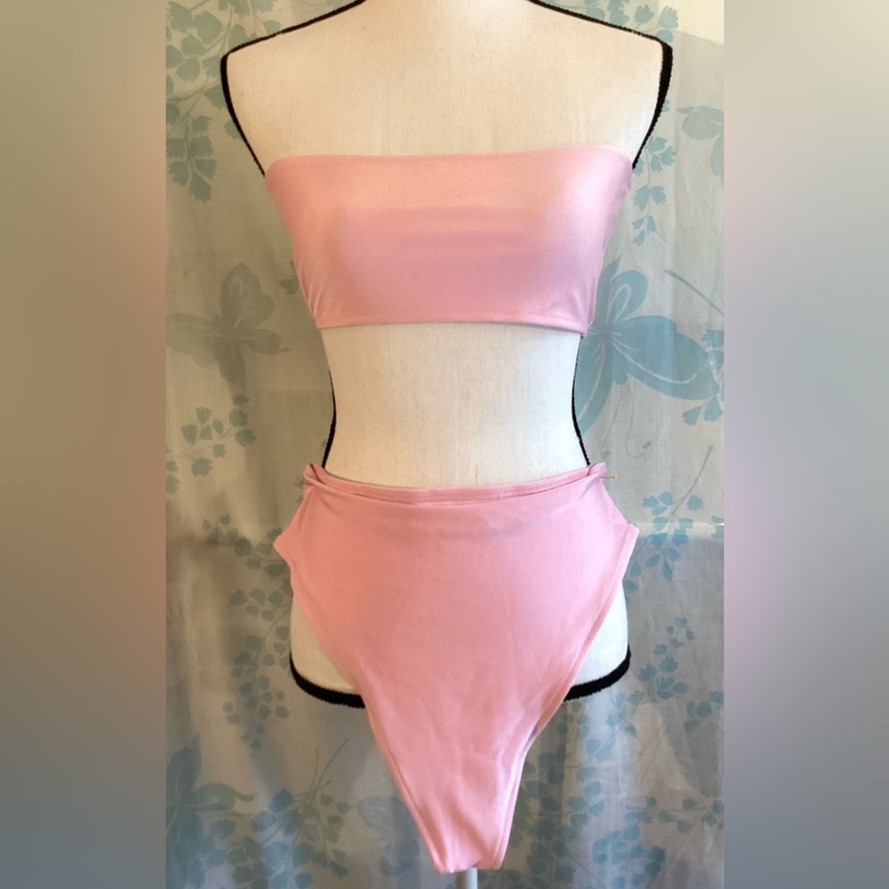 NEW 2 pieces swimsuit. Size XL